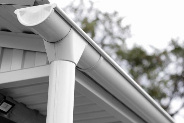 Cost of Gutter Service in Willoughby
