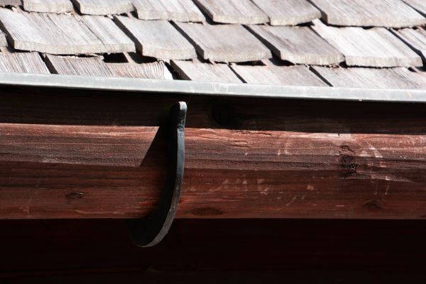 Cost of Wooden Gutter Replacement in Willoughby