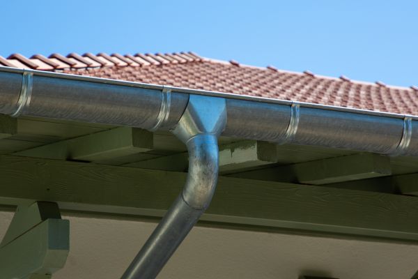 Cost of Steel Gutter Replacement in Willoughby
