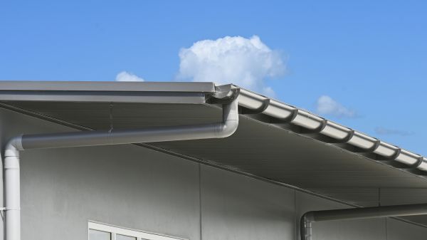 Cost of Eavestrough Service in Willoughby