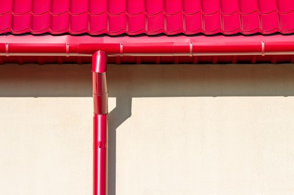 Cost of Downspout Reattachment in Willoughby